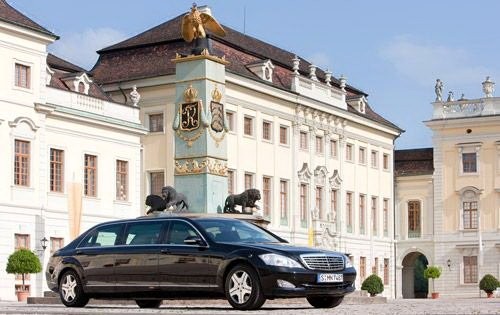 試駕新款奔馳S600 Pullman Guard防彈車